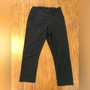 Zella Black Capri Leggings